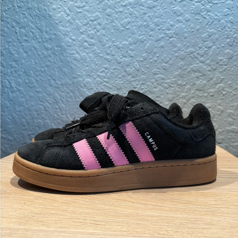 Adidas Court Black and Pink Sneakers